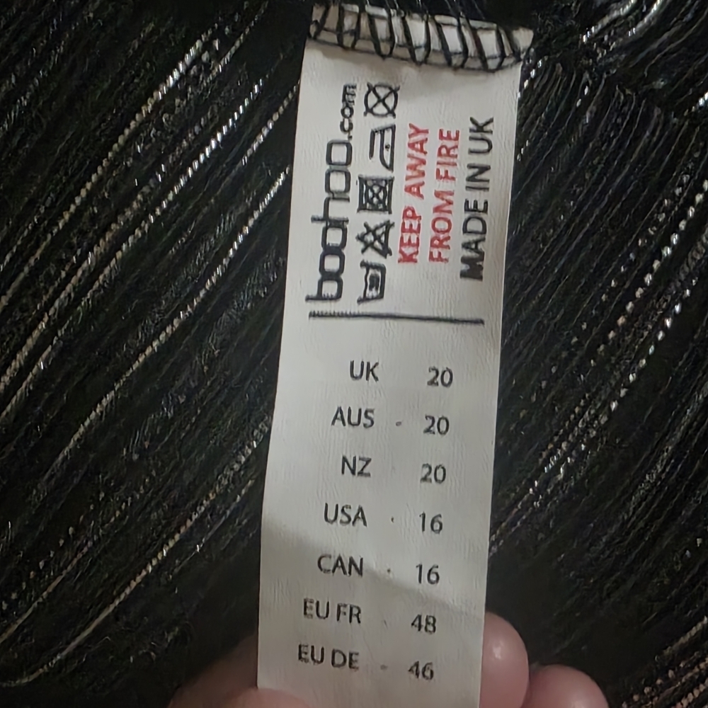 Boohoo Black/SilverMetallic Mini Dress – Size 16 – Deep V Party Dress NWOT image 4
